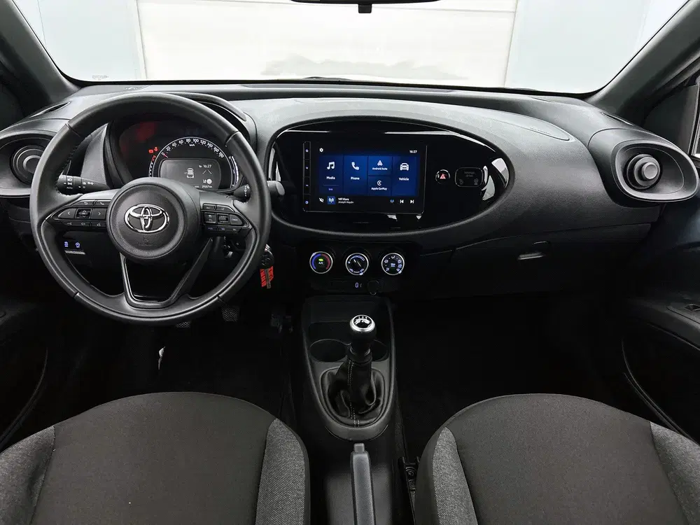 Toyota Aygo X 1.0 VVT-i MT Play uit 2025, foto 4