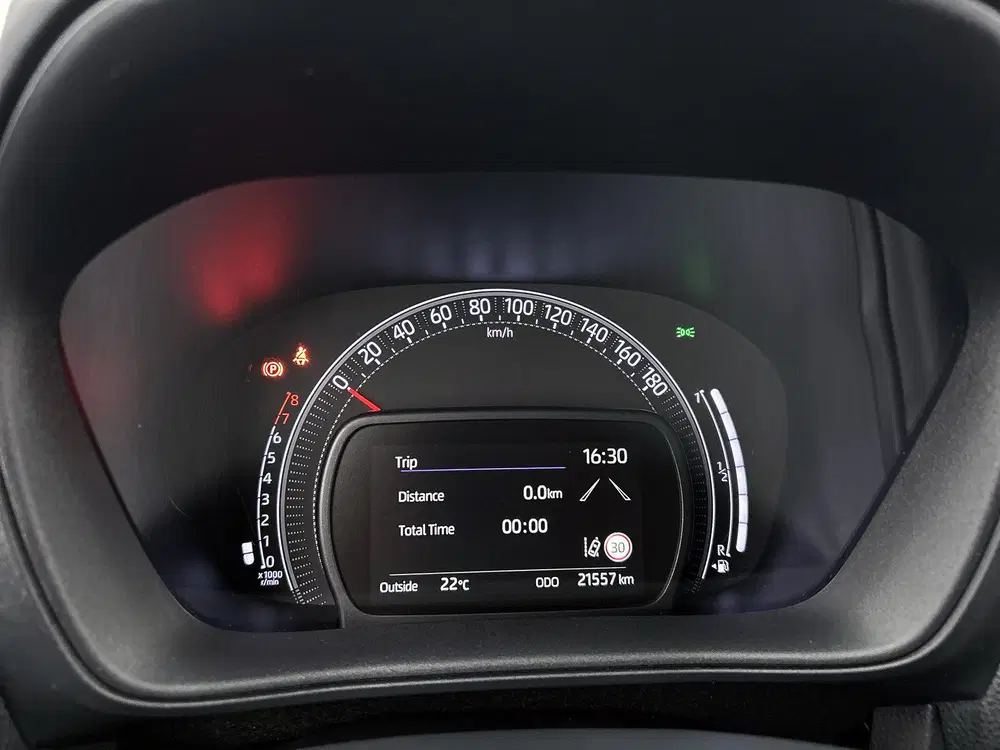 Toyota Aygo X 1.0 VVT-i MT Play uit 2025, foto 5
