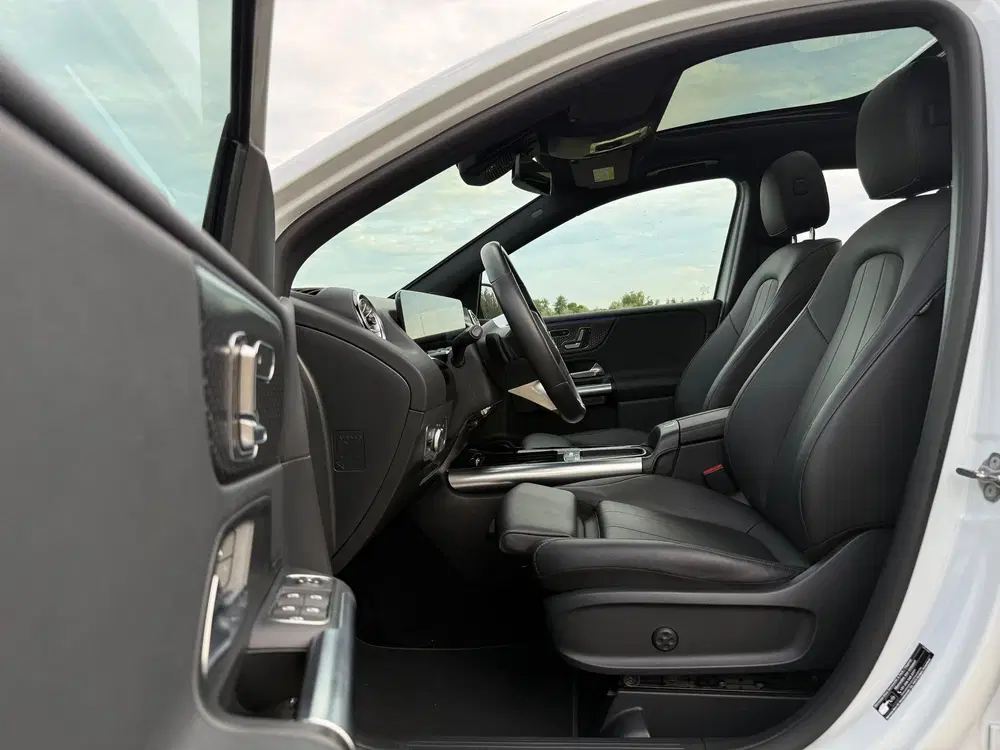 Mercedes-Benz B-Klasse 180 Luxury Line Automaat uit 2023, foto 6