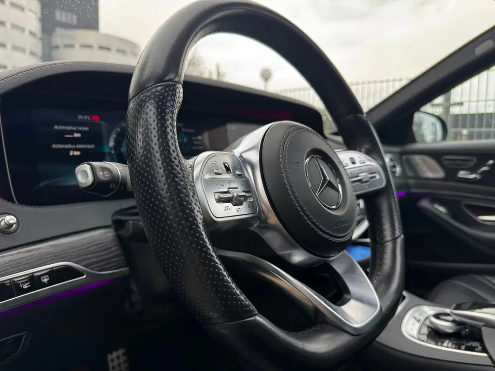 Mercedes-Benz S-Klasse 560 e Lang Premium Plus uit 2019, foto 3