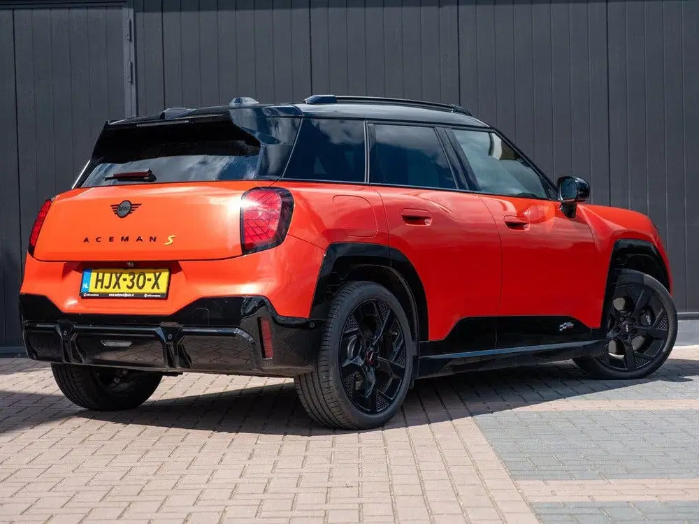 Mini Aceman SE John Cooper Works M 54.2 kWh 218pk uit 2025, foto 4