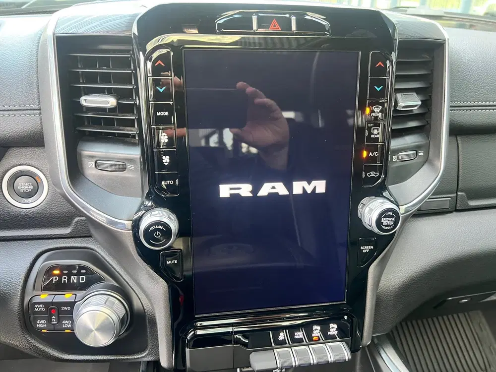 Dodge RAM 5.7 V8 4x4 Crew Cab Laramie sport uit 2024, foto 13