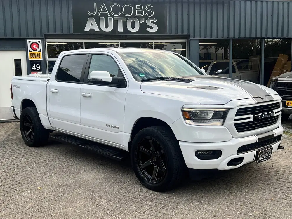 Dodge RAM 5.7 V8 4x4 Crew Cab Laramie sport uit 2024, foto 4