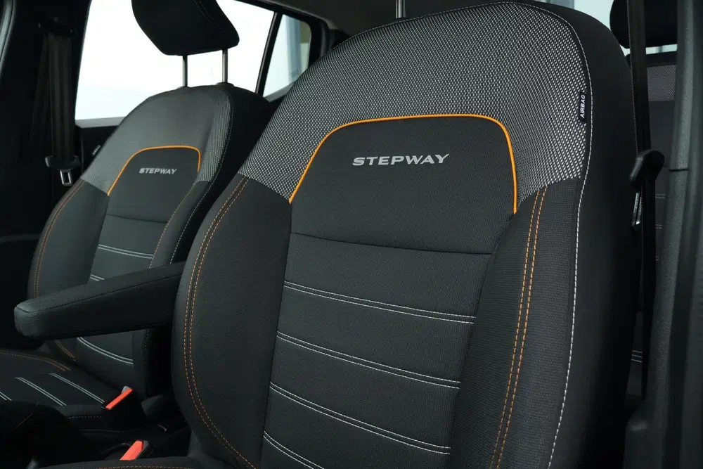 Dacia Sandero 1.0 TCe 100 Bi-Fuel Essential Stepway uit 2022, foto 12