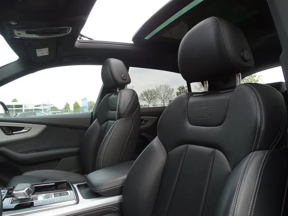 Audi Q8 55 TFSI e q ProL.Adv uit 2024, foto 12