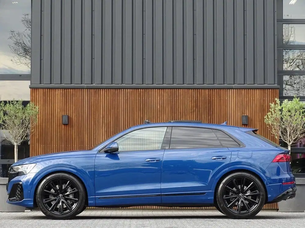 Audi Q8 55 TFSI e q ProL.Adv uit 2024, foto 4