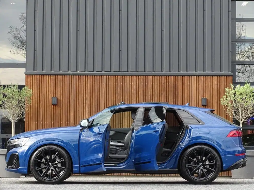 Audi Q8 55 TFSI e q ProL.Adv uit 2024, foto 5