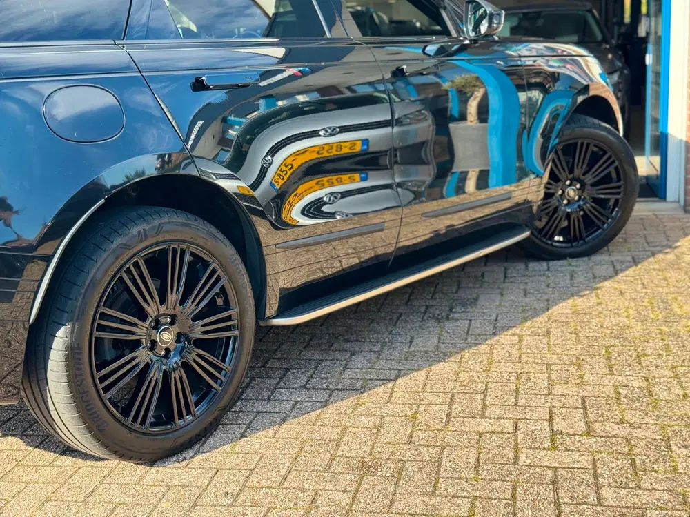 Land Rover Range Rover Velar 2.0 P250 Turbo AWD R-Dynamic SE uit 2020, foto 11