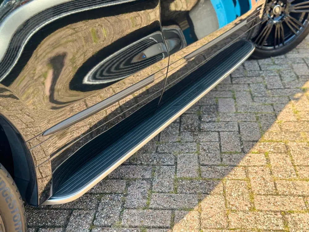 Land Rover Range Rover Velar 2.0 P250 Turbo AWD R-Dynamic SE uit 2020, foto 13