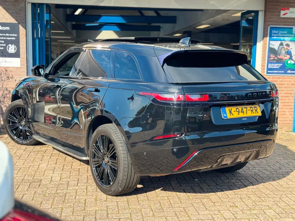 Land Rover Range Rover Velar 2.0 P250 Turbo AWD R-Dynamic SE uit 2020, foto 3