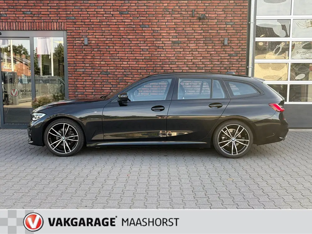 BMW 3-serie 320i High Executive Edition Achteruitrij uit 2020, foto 2