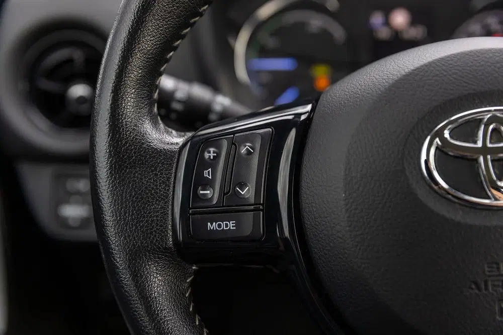 Toyota Yaris 1.5 Hybrid Dynamic White uit 2019, foto 12
