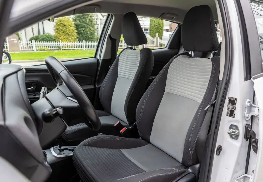 Toyota Yaris 1.5 Hybrid Dynamic White uit 2019, foto 6