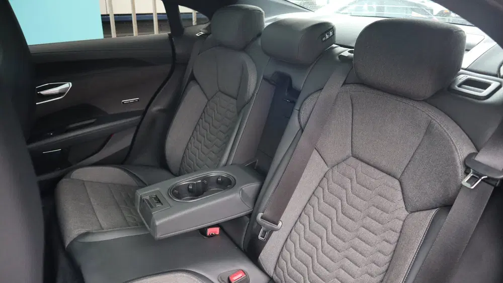 Audi e-tron GT GT edition ZERO Competition 93 kWh soh8 uit 2021, foto 11