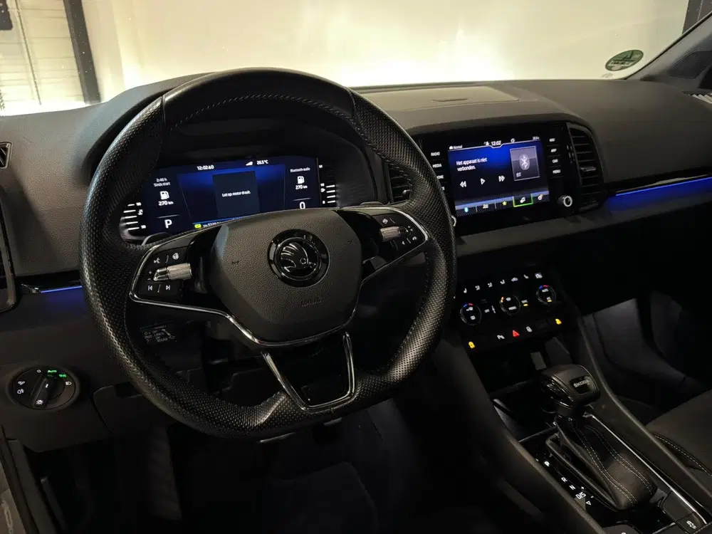 Skoda Karoq 1.5 TSI ACT Sportline Business KEYLESS CAM uit 2023, foto 3