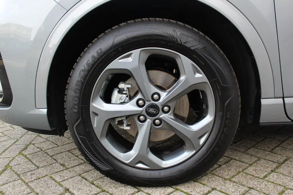 Ford Kuga 2.5-243 pk PHEV ST-Line Maart 2026 uit 2026, foto 13