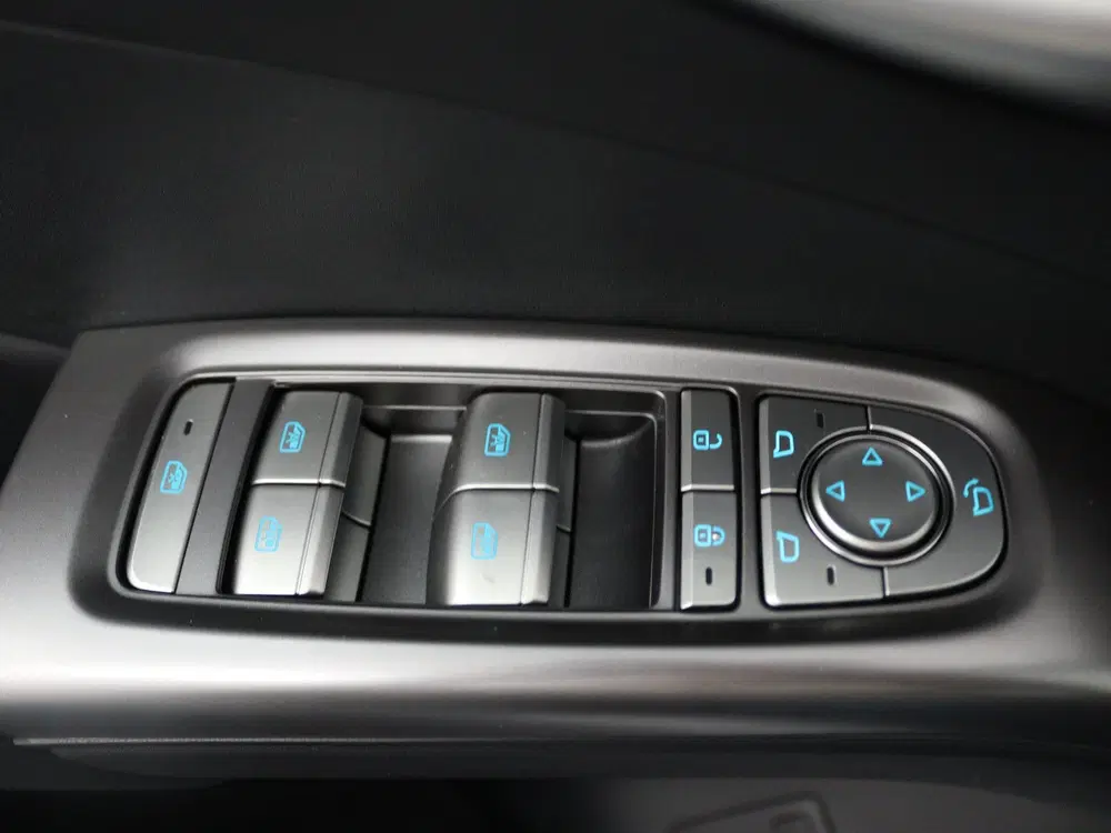 BYD Dolphin G 1.5 DM-i Boost uit 2026, foto 12
