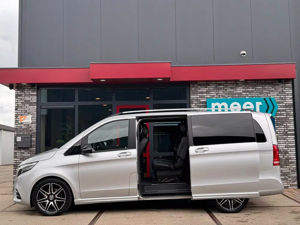 Mercedes-Benz V-Klasse 300d AMG Lang DC l BURMESTER l CAMERA uit 2022, foto 3