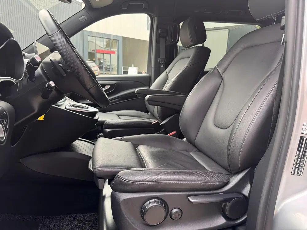 Mercedes-Benz V-Klasse 300d AMG Lang DC l BURMESTER l CAMERA uit 2022, foto 6