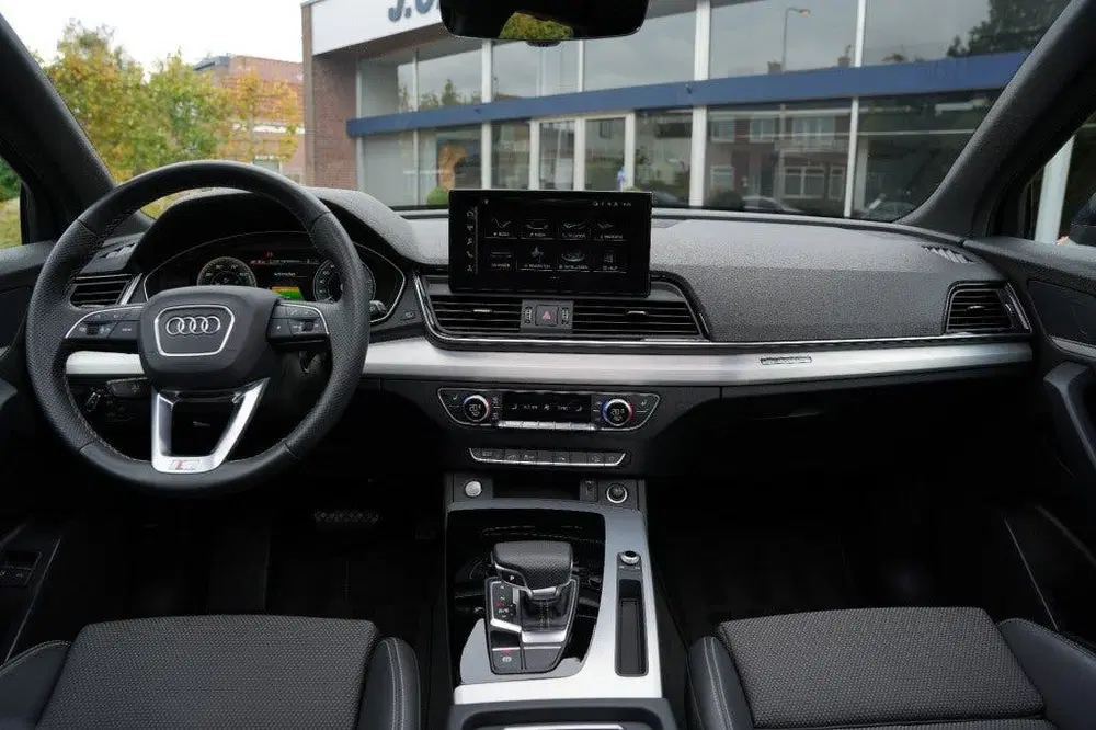 Audi Q5 55 TFSI E S EDITION QUATTRO uit 2022, foto 13