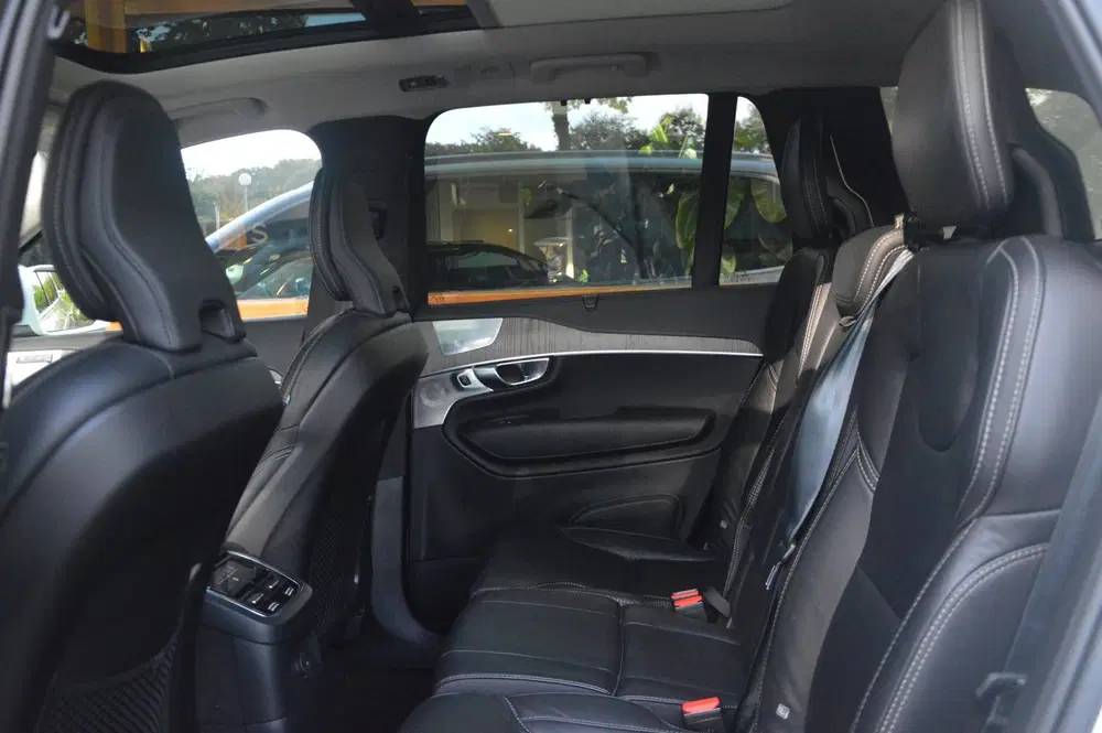 Volvo XC90 T8 Recharge LONG RANGE uit 2022, foto 11