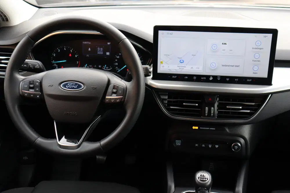 Ford Focus 1.0 EcoBoost Hybrid Titanium orgNL uit 2024, foto 14