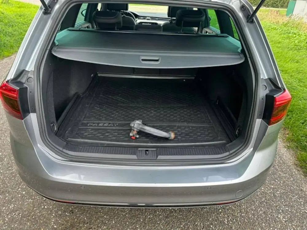 Volkswagen Passat 1.5 TSI R-Line Business Pano uit 2023, foto 7