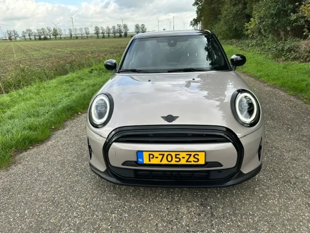 Mini Cooper 1.5 Cooper 136 PK Business Edition Carplay uit 2022, foto 4