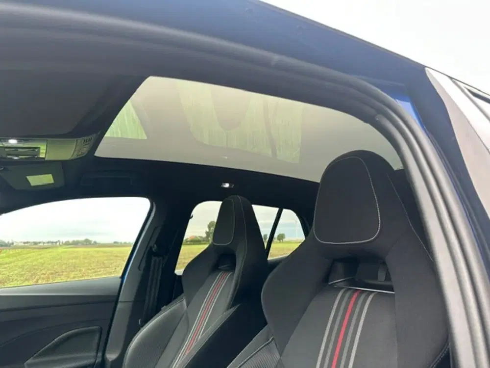 Skoda Fabia 1.0 TSI Monte Carlo Panoramadak Adaptive C uit 2023, foto 4