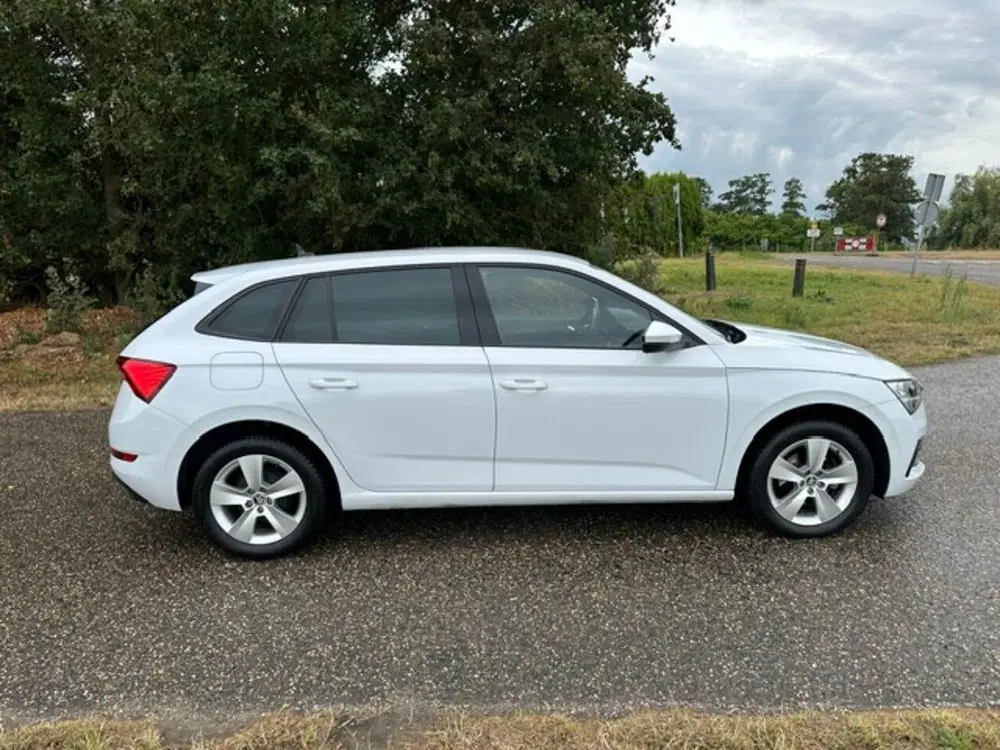 Skoda Scala 1.0 TSI Sport Business Virtual Cockpit Car uit 2024, foto 9