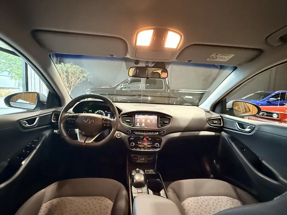 Hyundai IONIQ Comfort EV Camera. Navi. Apple-carplay. SO uit 2019, foto 13