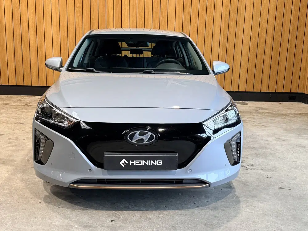 Hyundai IONIQ Comfort EV Camera. Navi. Apple-carplay. SO uit 2019, foto 2
