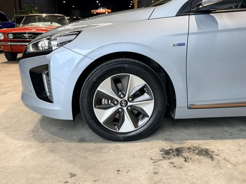 Hyundai IONIQ Comfort EV Camera. Navi. Apple-carplay. SO uit 2019, foto 4