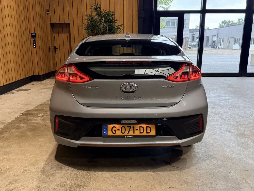 Hyundai IONIQ Comfort EV Camera. Navi. Apple-carplay. SO uit 2019, foto 8
