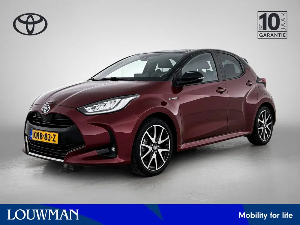 Toyota Yaris 1.5 Hybrid Executive Limited uit 2021