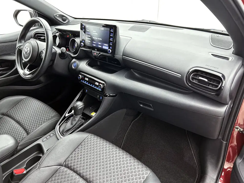Toyota Yaris 1.5 Hybrid Executive Limited uit 2021, foto 6