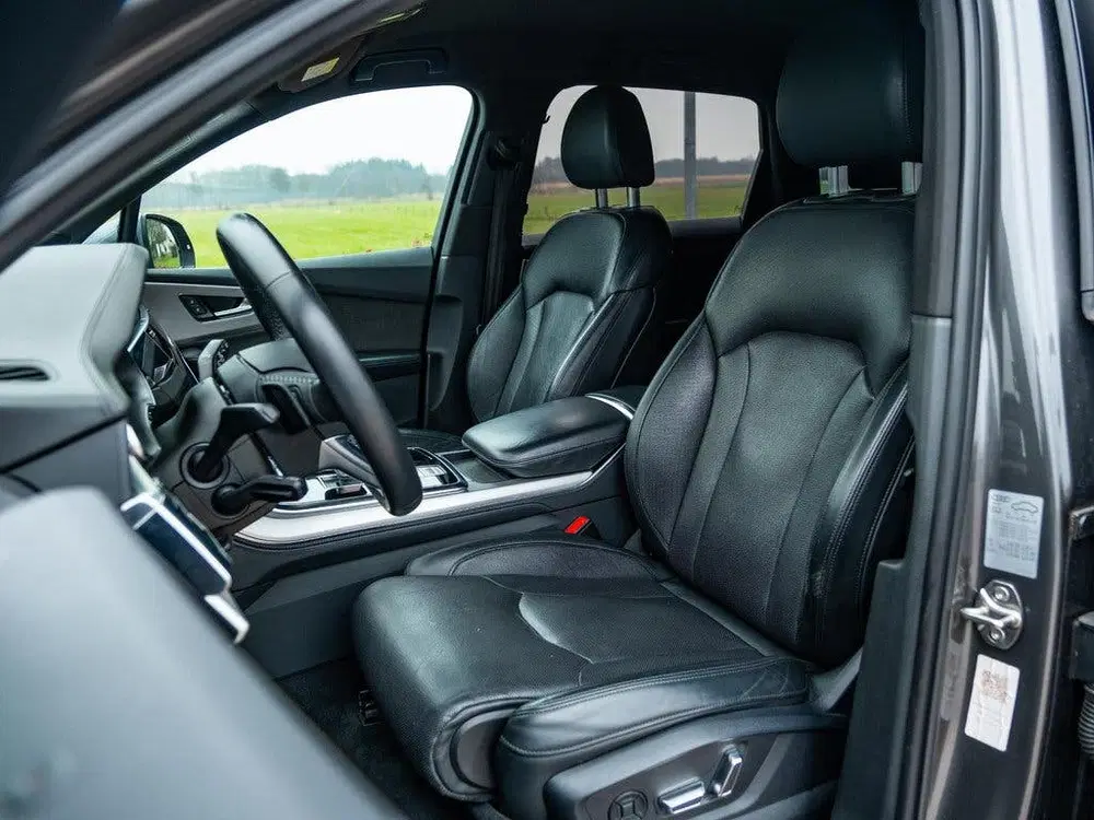 Audi Q7 55 TFSIe quattro Pro Line Plus S-Line uit 2020, foto 2