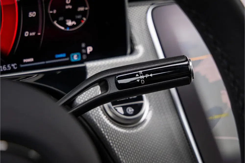 Mercedes-Benz E-Klasse 220d 4 Matic AMG Line Nightpakket uit 2025, foto 11