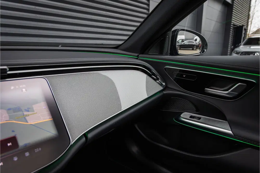 Mercedes-Benz E-Klasse 220d 4 Matic AMG Line Nightpakket uit 2025, foto 14