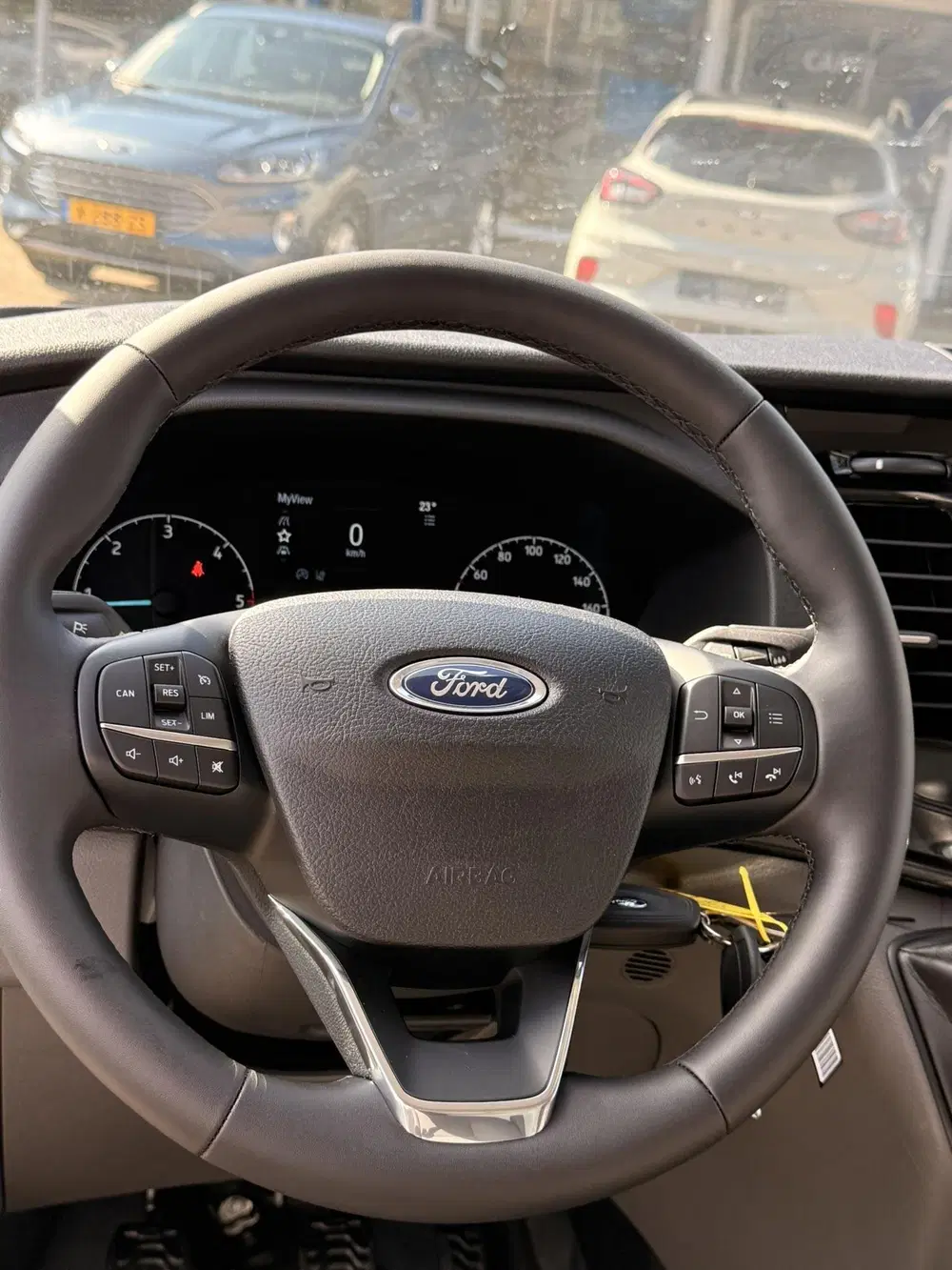 Ford Transit 350 2.0 TDCI L4H3 Trend RWD uit 2024, foto 8