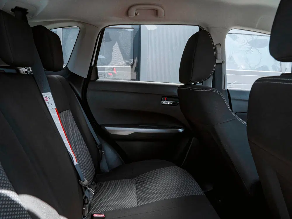 Suzuki Vitara 1.4 Boosterjet Style Smart Hybrid uit 2021, foto 7
