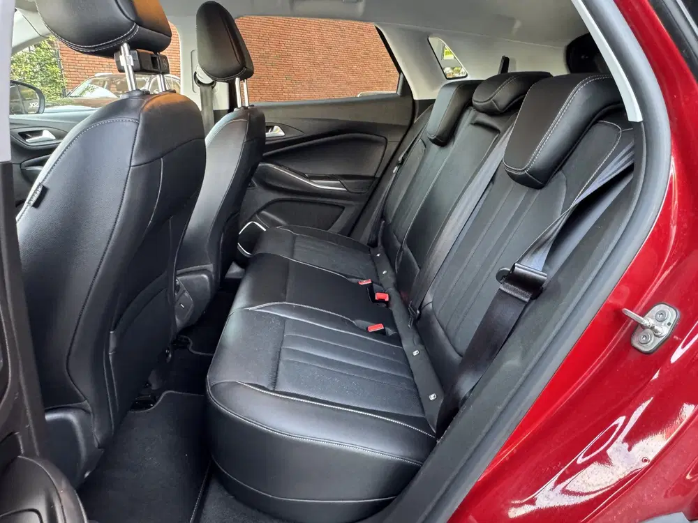 Opel Grandland 1.6 Turbo Hybrid Ultimate uit 2020, foto 13