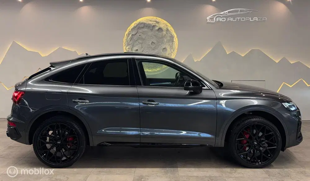 Audi Q5 50 TFSI e S edition Panorama uit 2022, foto 10