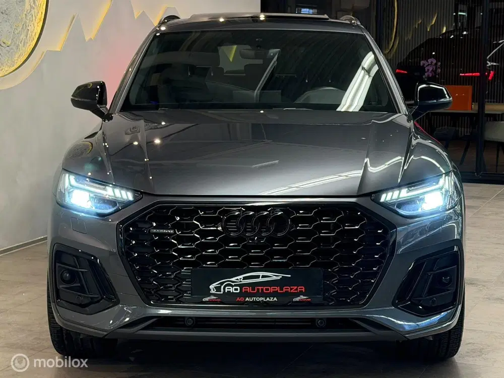 Audi Q5 50 TFSI e S edition Panorama uit 2022, foto 11