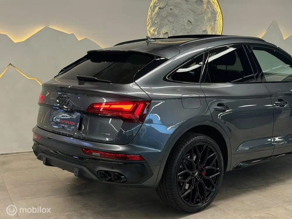 Audi Q5 50 TFSI e S edition Panorama uit 2022, foto 15