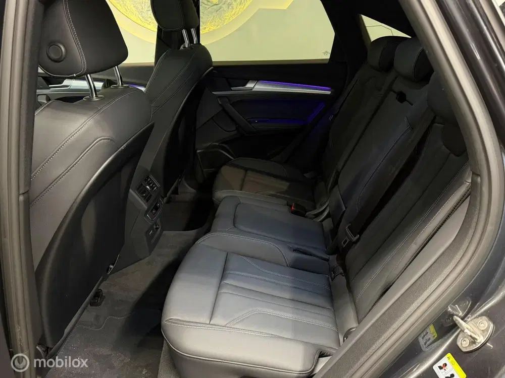 Audi Q5 50 TFSI e S edition Panorama uit 2022, foto 4