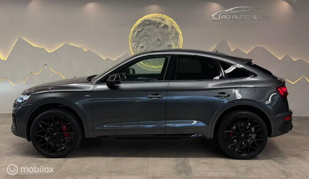 Audi Q5 50 TFSI e S edition Panorama uit 2022, foto 9