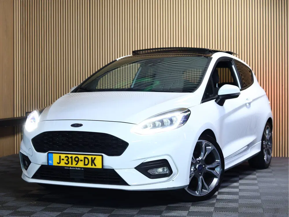 Ford Fiesta 1.0 EcoBoost Titanium ST LINE SUPERSTAAT uit 2019