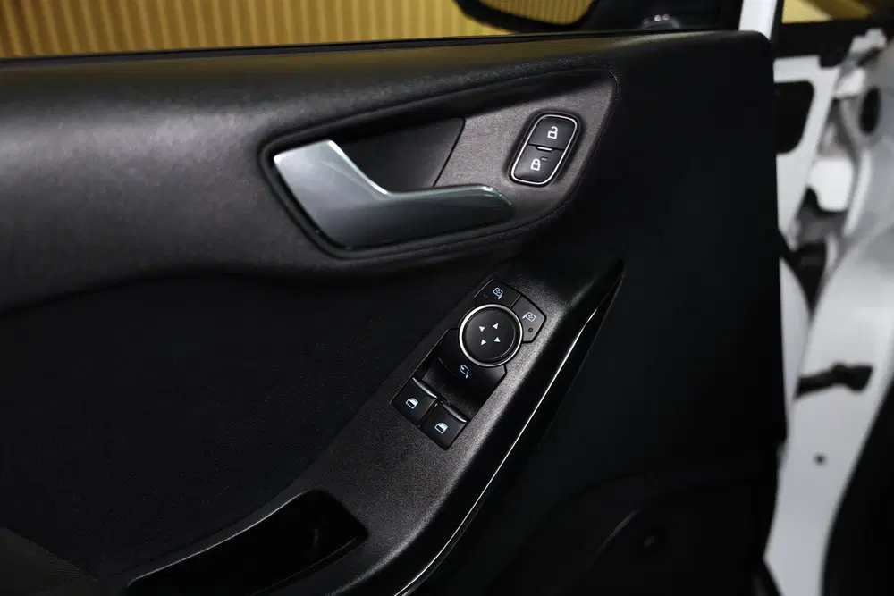 Ford Fiesta 1.0 EcoBoost Titanium ST LINE SUPERSTAAT uit 2019, foto 10