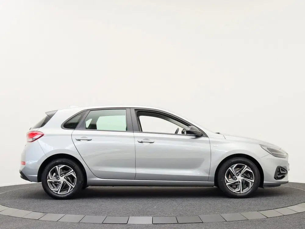 Hyundai i30 1.0 T-GDi MHEV Comfort uit 2023, foto 11